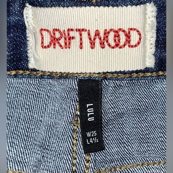 DRIFTWOOD Lulu Embroidered denim jean shorts distressed cuffed cut-offs Size 25 - Picture 5 of 5